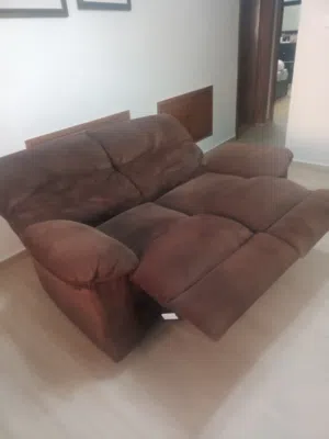 طقم كنب ركلاينر