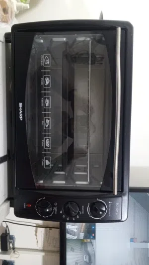 فرن شارب متوسط الحجم مستعمل بسيط