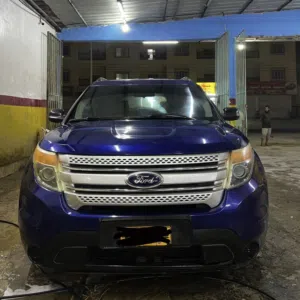 Used Ford Explorer in Dhofar
