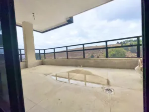 150 m2 3 Bedrooms Apartments for Sale in Ramallah and Al-Bireh Ein Munjid