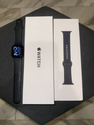 Apple Watch SE 2 40mm Celullar + WiFi (الجيل الثاني) – بحالة ممتازة للبيع فقط وليس للبدل