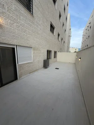 شقة جديدة في الجندويل للايجار