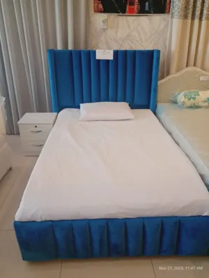 سرير جديد تمامًا مقاس 120 × 190 مع مرتبة طبية مقاس Brand New Bed 120x190 With 12cm Madical Mattress