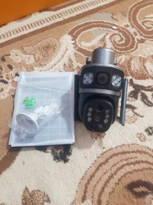 كاميرا مراقبة بالطاقة الشمسية