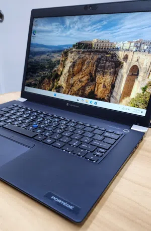 Toshiba Dynabook i7-10th Touchscreen 16gb Ram 512gb ssd Type c ports Backlight FHD display warranty
