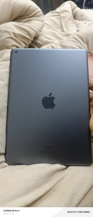 Apple . iPad 9 . 64 GB3