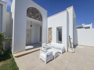 2 Bedrooms Chalet for Rent in Tripoli Al-Baesh