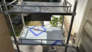 عربة ستانلس ستيل طبيه متحركة