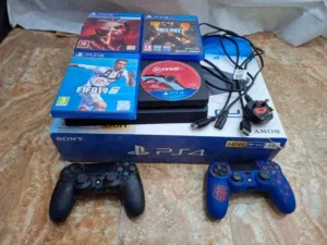 للبيع بلايستيشن 4 سلم 1 تيرا  PlayStation 4 slim for sale 1tb
