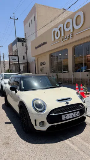 ميني كوبر كلبمان 2023 للبيع بسعر جدا مناسب ، شرط الوكالة العامة او التحويل ، سنوية سليمانية بأسمي .