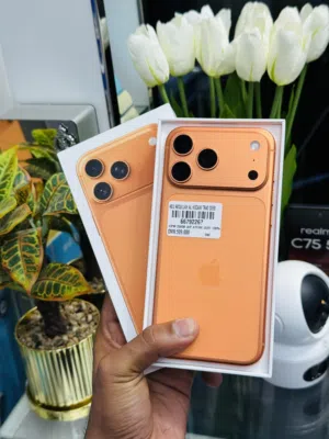 iPhone 17Promax256Gb Orange Arabic version Less use 100% battery good phone