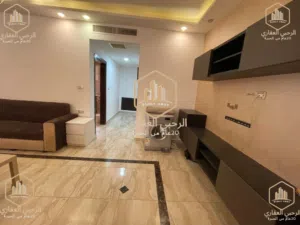 شقة / مميزة / فارغة / للايجار / 2 نوم / دير غبار