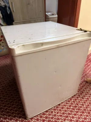 Small Refigrator for sale
