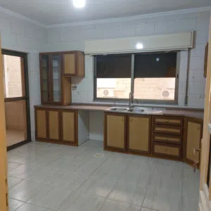 185 m2 3 Bedrooms Apartments for Sale in Amman Deir Ghbar