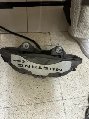 كليبر Brembo لفورد موستنق موديل 2024 جهة أمام يسار للبيع