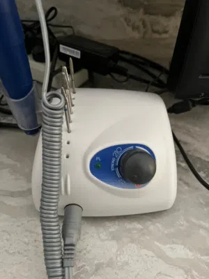 معدات للاظافر