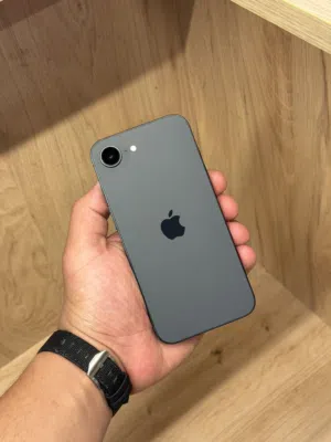 iPhone 16e 128 مشغل فقط
