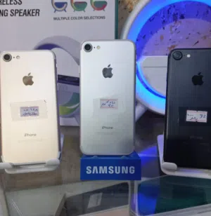 Apple iPhone 7 32 GB in Zarqa