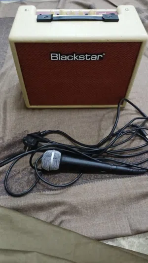 مضخم صوت جيتار من طراز Blackstar Debut 15E