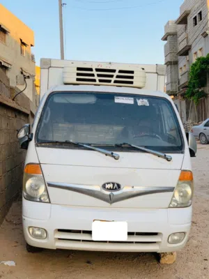 Used Hyundai Porter in Al Khums
