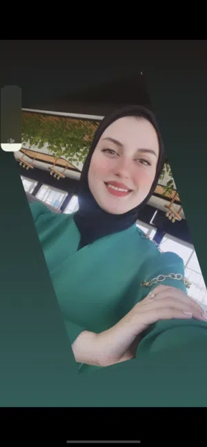 رؤى نعيم صنوبر 