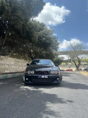 BMW M5 E49 للبيع
