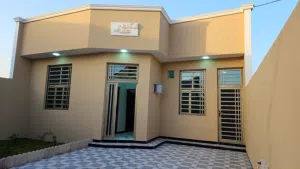 دار للبيع مساحة 200متر في الجزيرة /الفيروزيه