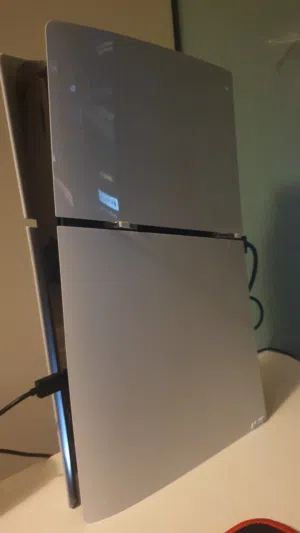 للبيع بليستيشن 5