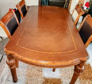 طاولة سفرة حجم 180x 90 في الزرقاء شارع الجيش