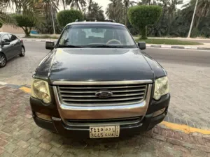 للبيع اكسبلور 2010 نظيف ممتاز