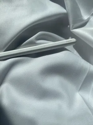 للبيع قلم ايباد جديد وشغال