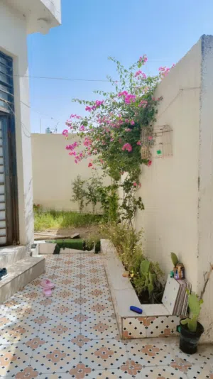 منزل سكني للبيع مساحة 200 متر