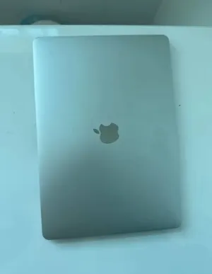 MacBook Pro 2016 – يشتغل – يحتاج تصليح / قطع غيار