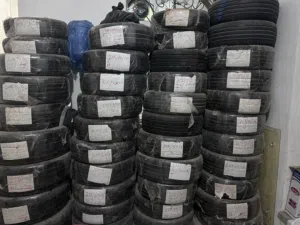 مجموعة كفرات مقاسات 17 و 18 و19 للبيع دفعة وحده 38 تاير
