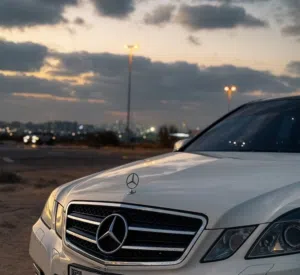 Mercedes-Benz E300 Avantgard