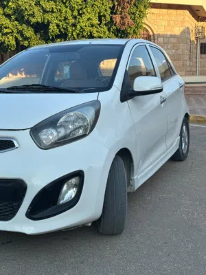 kia picanto 2012للبيع