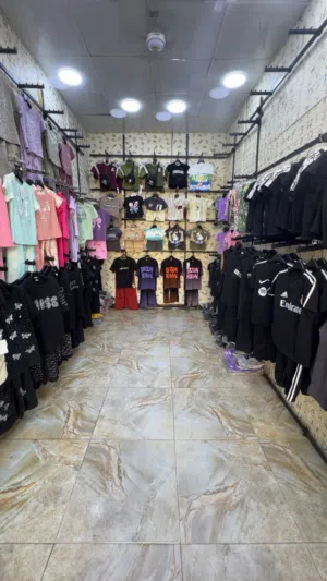السلام عليكم تعزيله محل شلعه ملابس اطفال ب أسعار جوه جمله