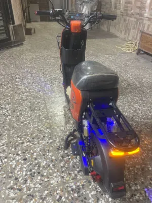 R9شحن فول ونضيفه وجديده