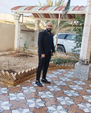 عباس 