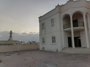 400 m2 5 Bedrooms Villa for Rent in Dhofar Salala