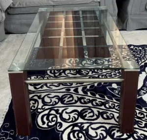 Glass Coffee table in very good condition