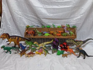 مجسمات ديناصورات