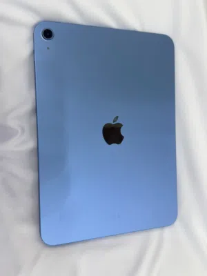 Apple iPad 10 128 GB in Al Dhahirah