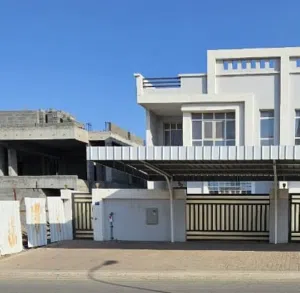 380 m2 5 Bedrooms Villa for Rent in Muscat Al Maabilah