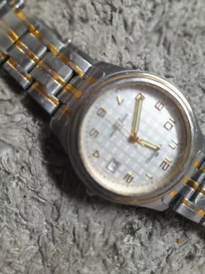 ساعه سويسري