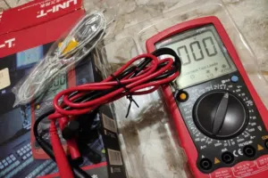 جهاز فحص ميتر رقمي جديد بكرتونه