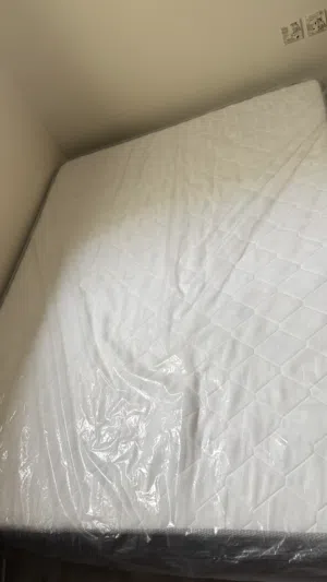 مترس طبي200/150سفنج طبي،مرتبه طبي استخدام بنت أقل من شهر نظيف ويديد (لان ابي حجم اقل)