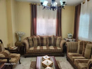 طقم كنب وطاولات