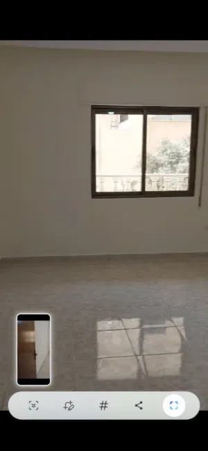 شقة شبه ارضي للبيع