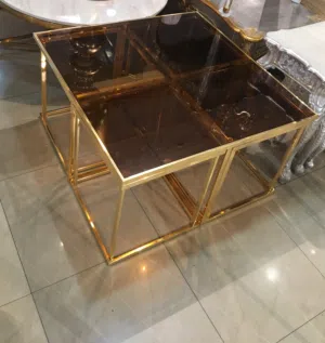طاولات ستيل ذهبي